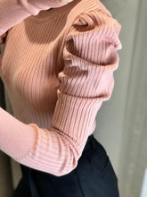 Load image into Gallery viewer, Knitwear
