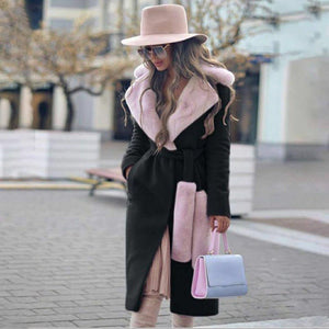 Coat with fur